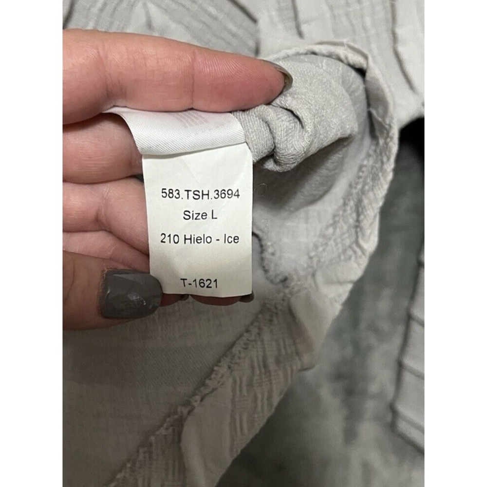INTROPIA ANTHROPOLOGIE Gray Shirt Textured Pleated Gray Large Normcore - Picture 6 of 8
